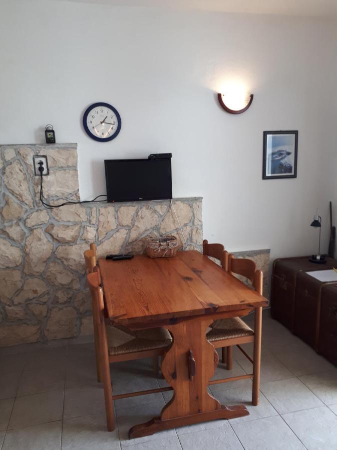 Apartmani Sikic Metajna Exterior foto