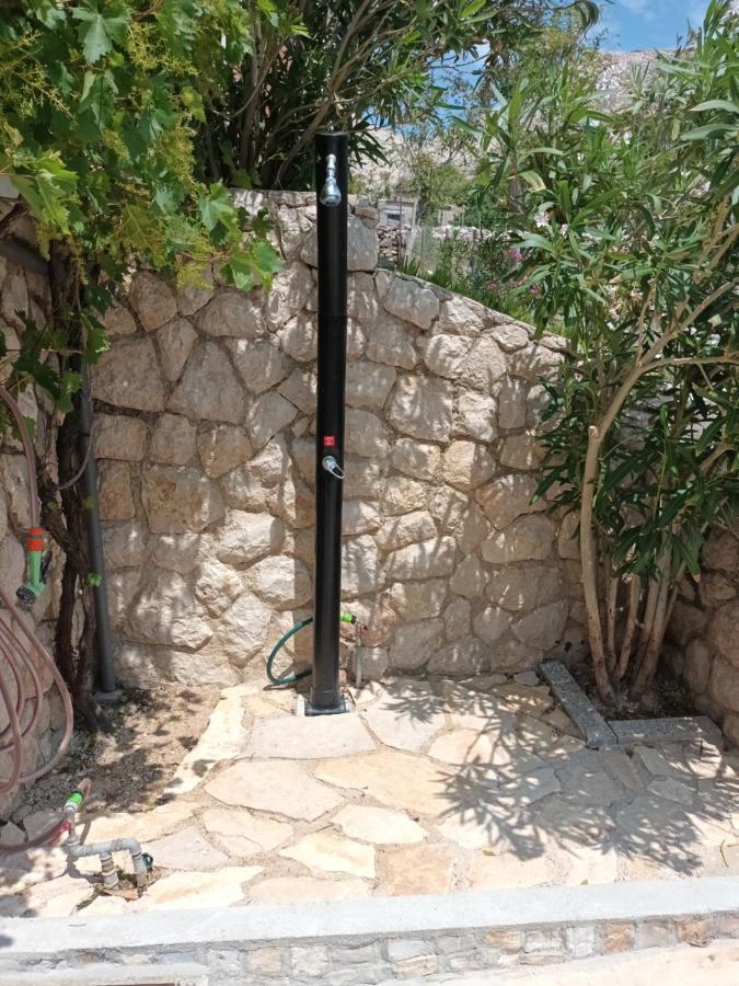 Apartmani Sikic Metajna Exterior foto